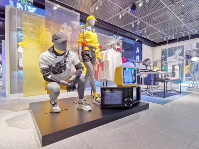 جوتے اور لباس کی سیریز